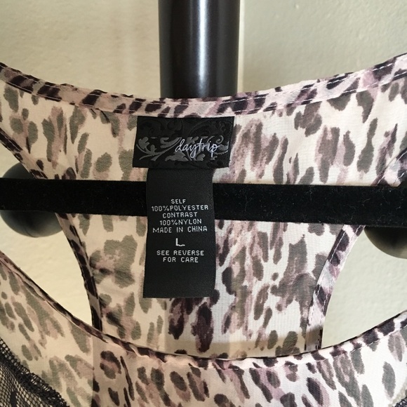 Tank - Picture 4 of 6